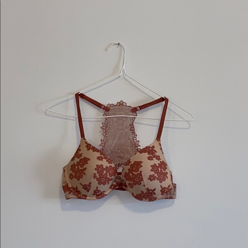 VICTORIA’S SECRET PINK BRA